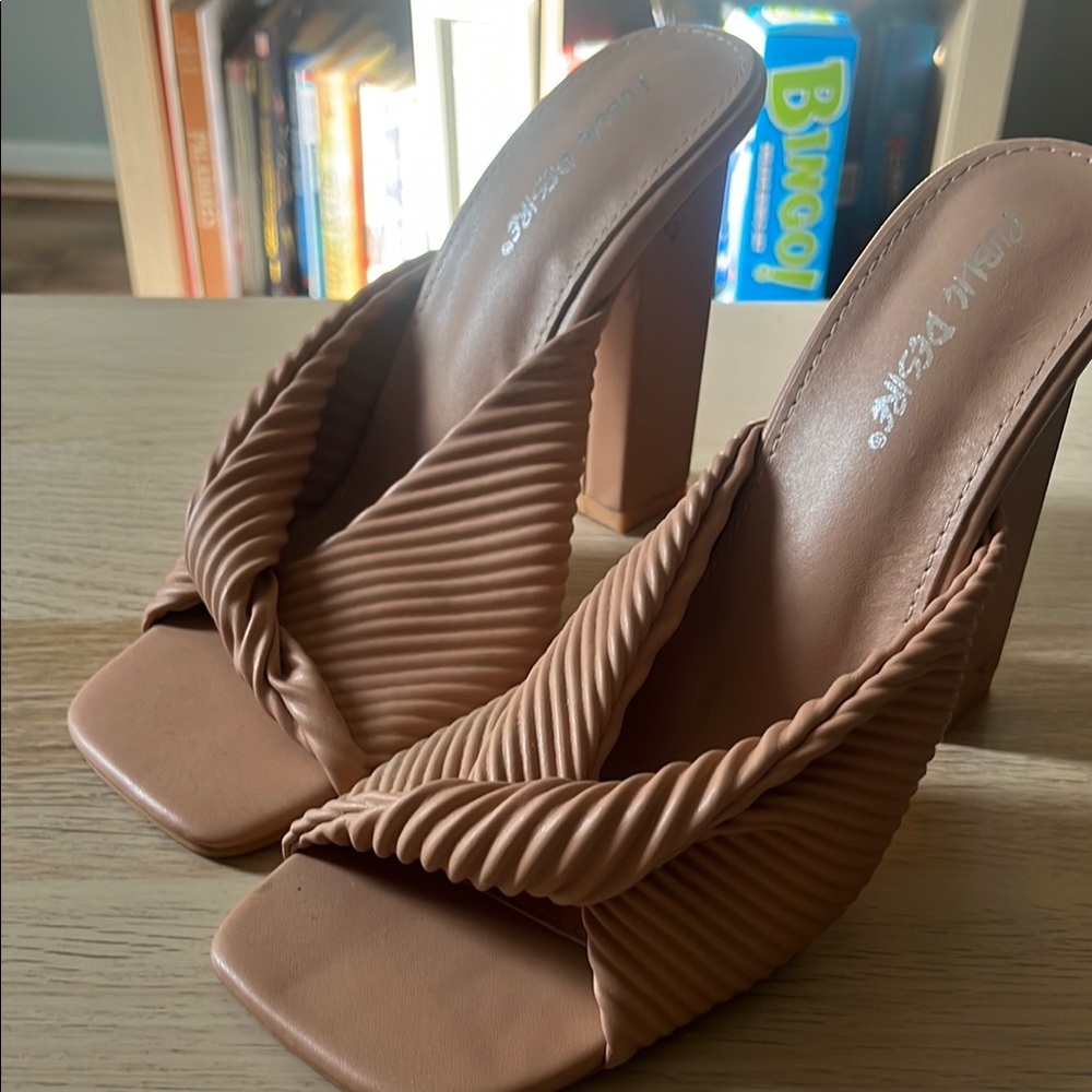 Public Desire Tan Heeled Mules - Picture 1 of 2